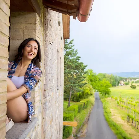 Casale Serena 1912 Séjour à la ferme *