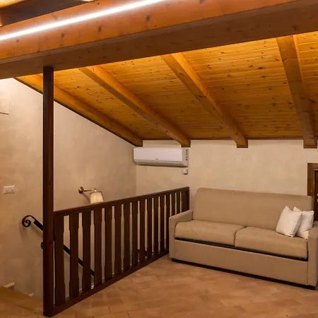 Casale Serena Fabro