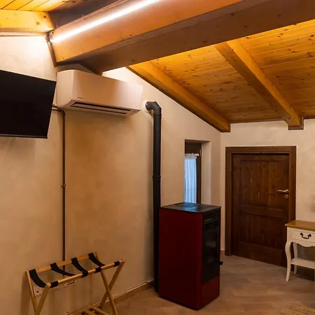 Casale Serena 1912 Séjour à la ferme *