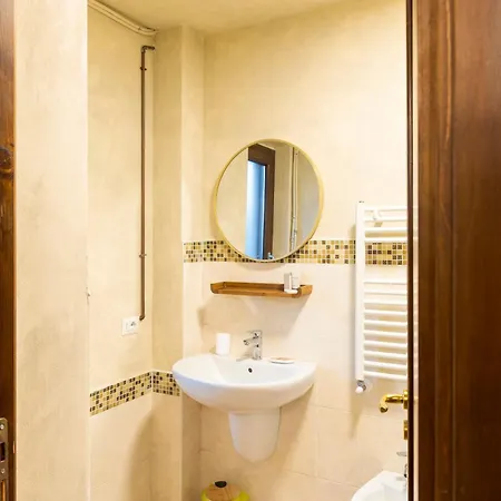 Casale Serena 1912 Farm stay *